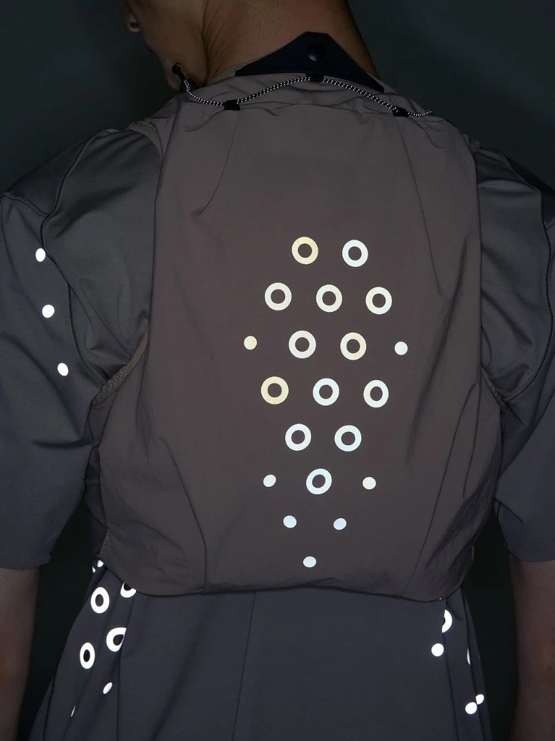 Running Gear Junior - Lightweight Mesh Running Vest Reflective Dot